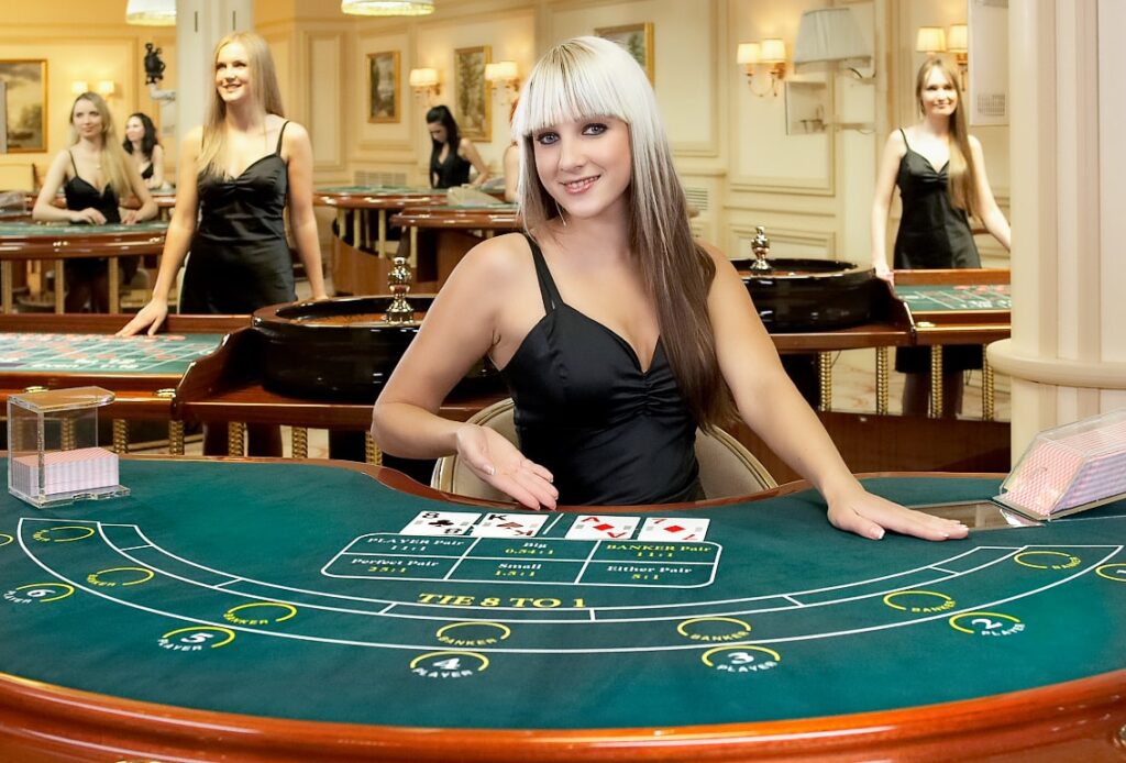 The Advantages of Playing Live Dealer Baccarat